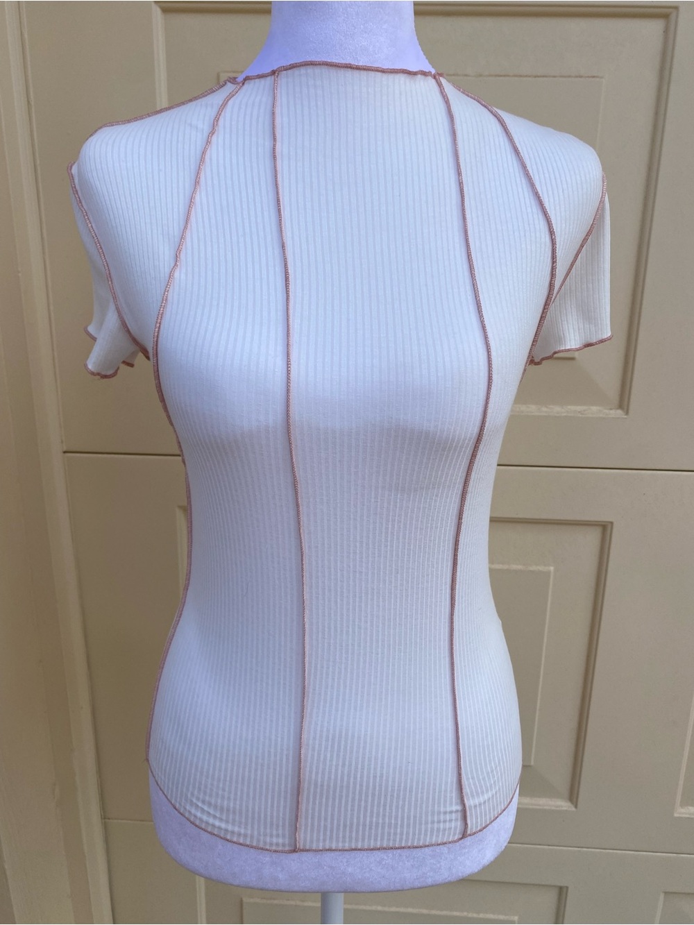 Buckle Cream Ribbed Short Sleeve Top with Pink Contrast Seams